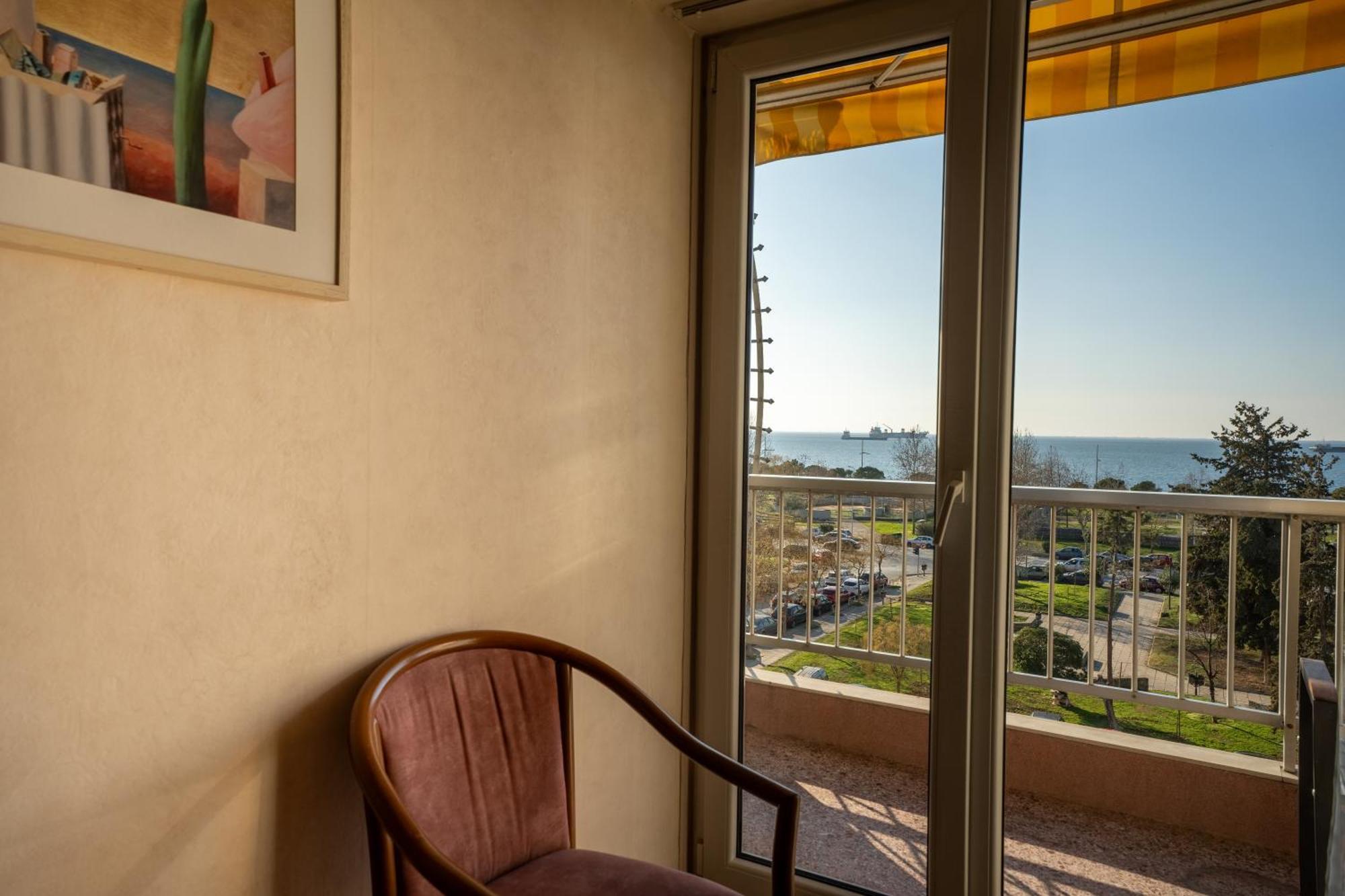 Queen Olga Hotel Солун Екстериор снимка